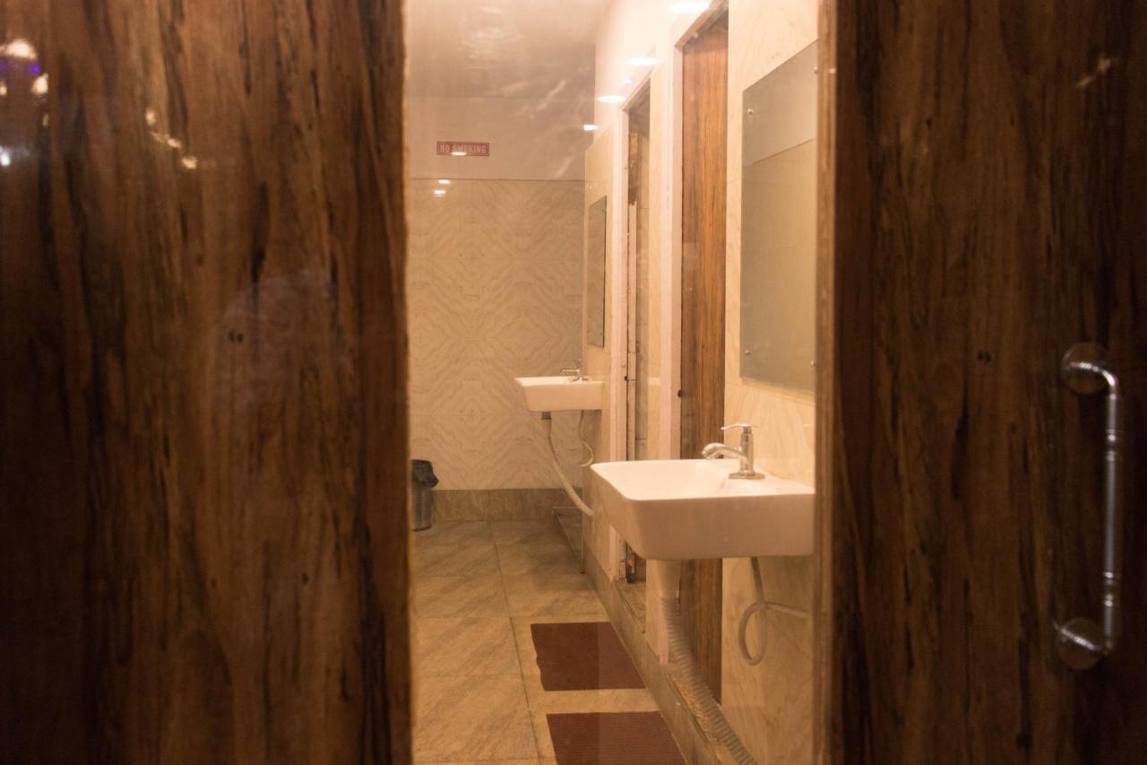 Rmd Hotels & Resorts Kolkata Exterior photo